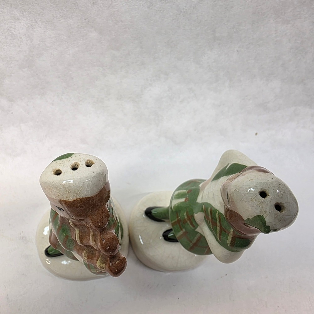 Scottish Salt Pepper Shakers 4.25" Green Vintage Bagpiper Highland Dancer Tartan - Picture 5 of 9